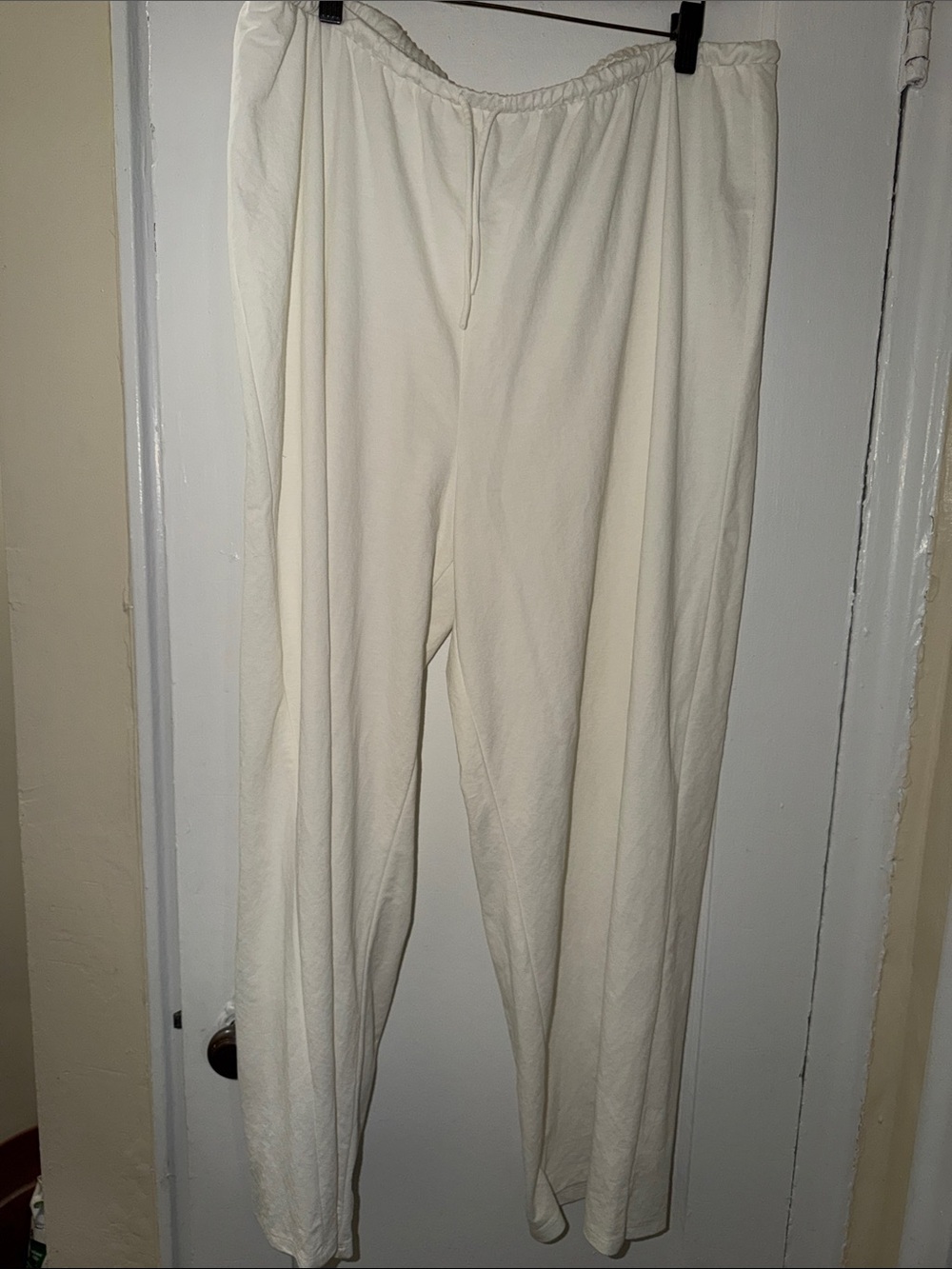 Women's Cream Elastic-Waist Relaxed Pants